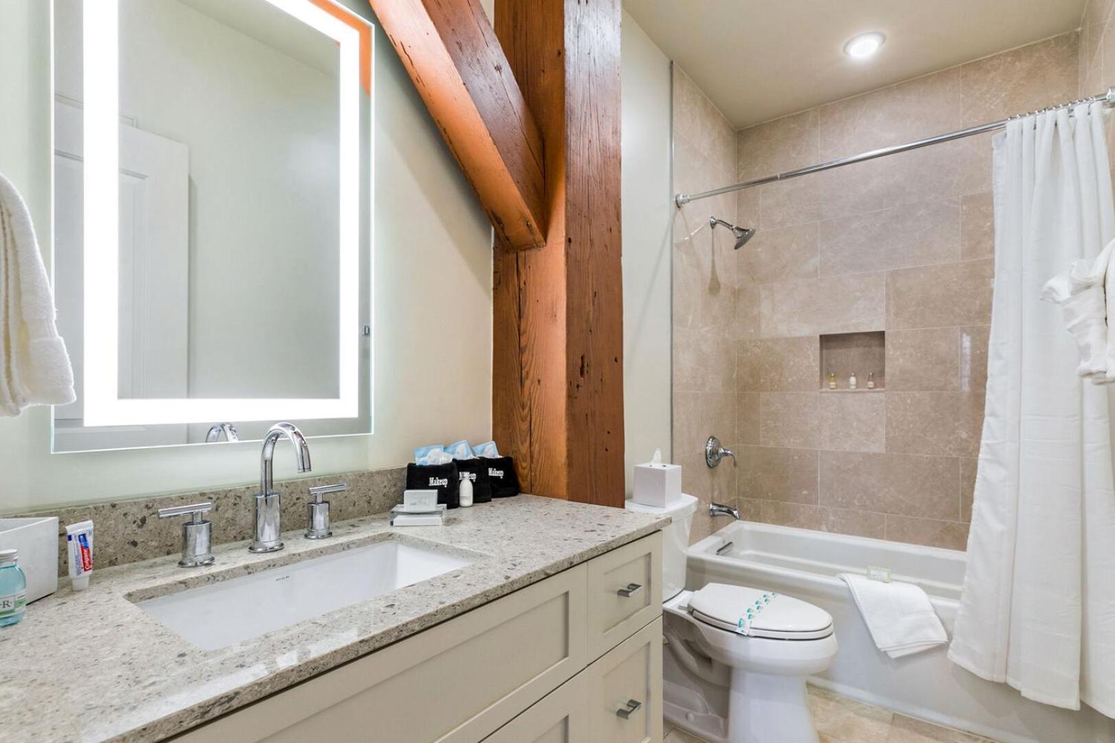 The Pontchartrain Apartment New Orleans